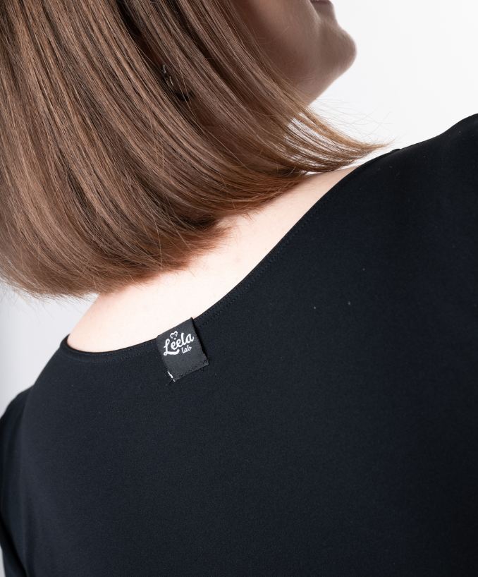 Body Seamless Born From Chaos Nero Curvy Indossato Taglie Forti | Leela Lab