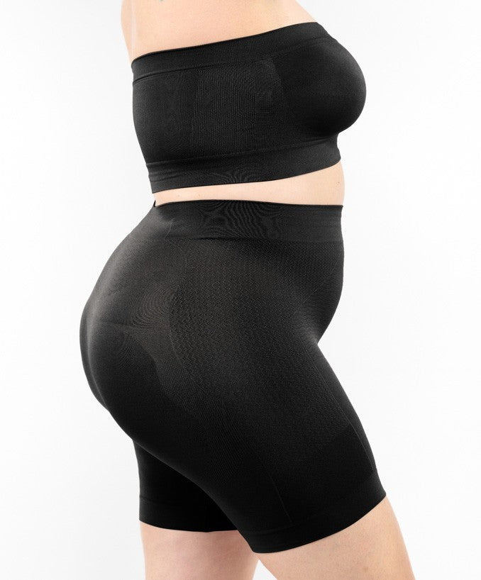 Dettaglio Fascia Seno Push-up Nero Curvy | Leela Lab